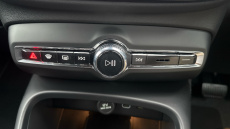 Volvo XC40 2.0 B4P Plus Dark 5dr Auto Petrol Estate